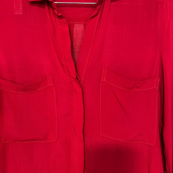 Bella Dahl red blouse. - Picture 5 of 8